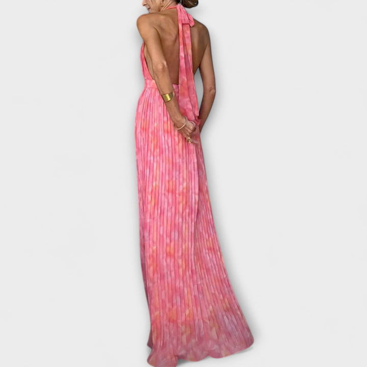 Seraphina - Chic Halter Neck V-Neck Pleated Maxi Dress