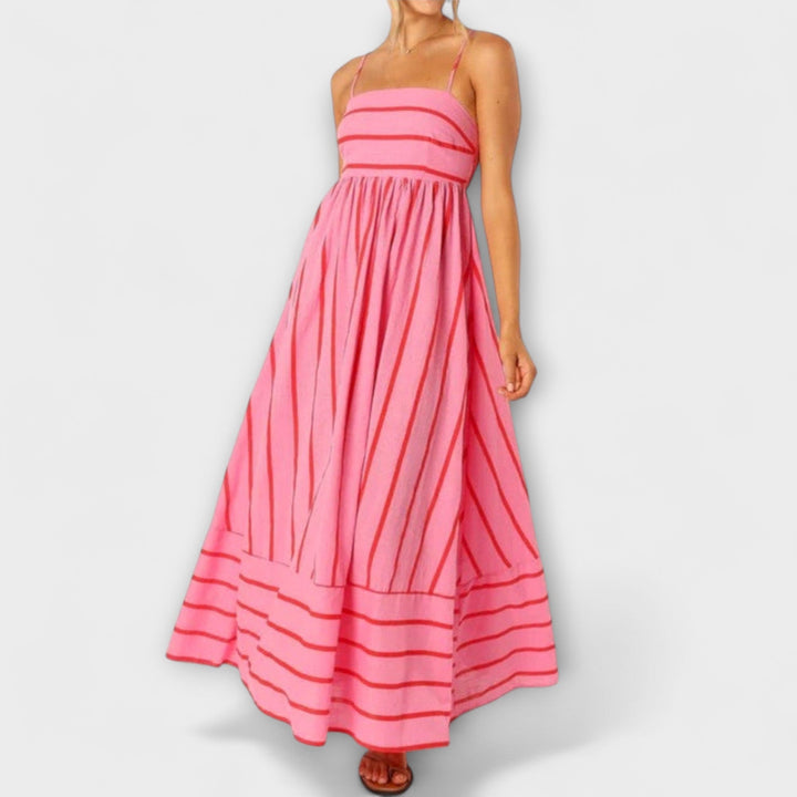 Svea - Maxi Dress in Bare Bloom